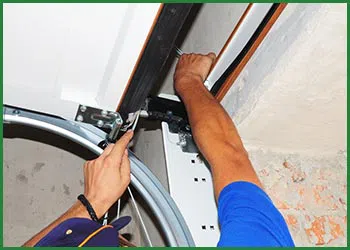 Quality Garage Door Mission Viejo, CA 949-381-2491 - garagedoor-spring-repair-t-21-gr-39m